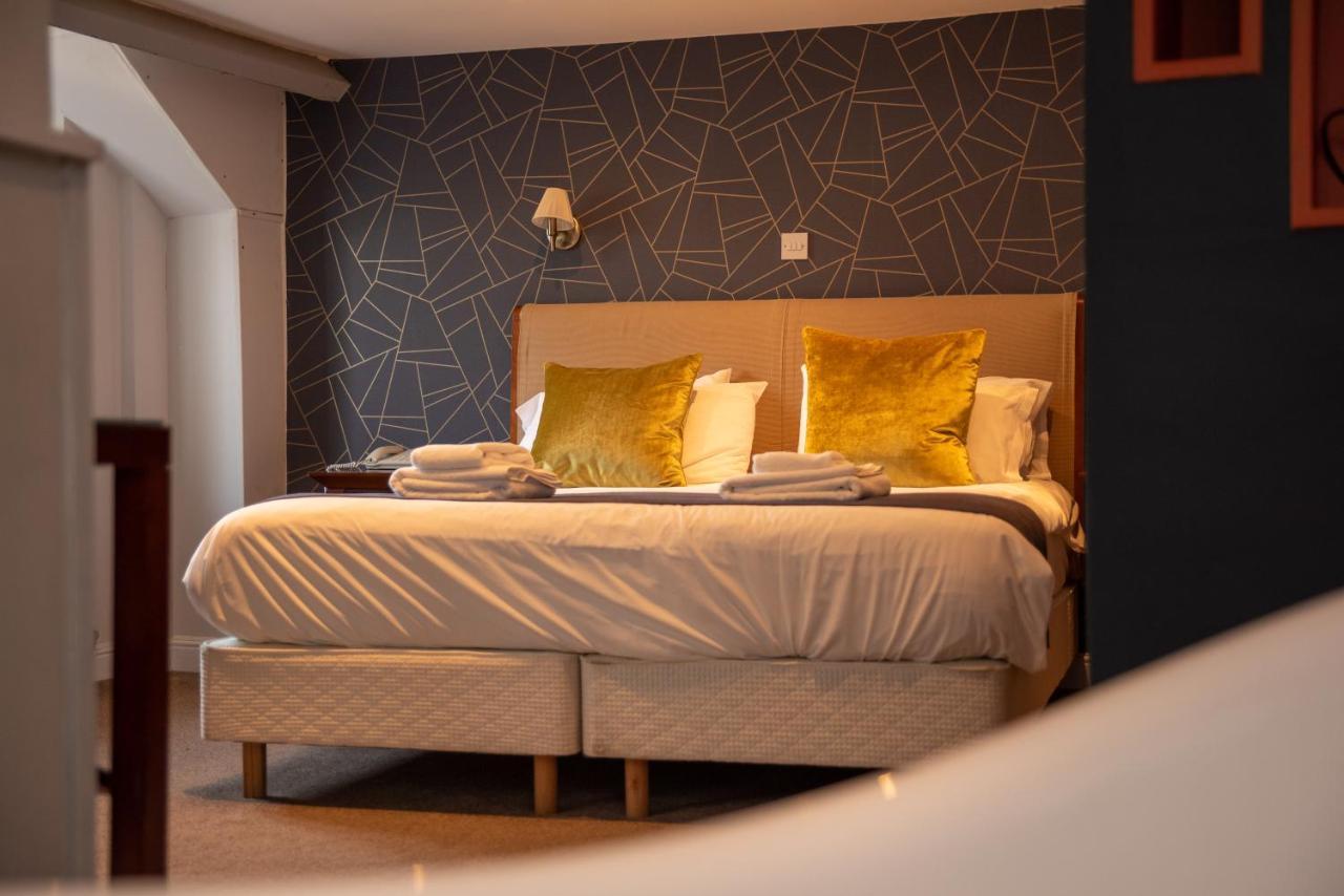 Hotel The Oak House à Axbridge Extérieur photo A bedroom at the hotel