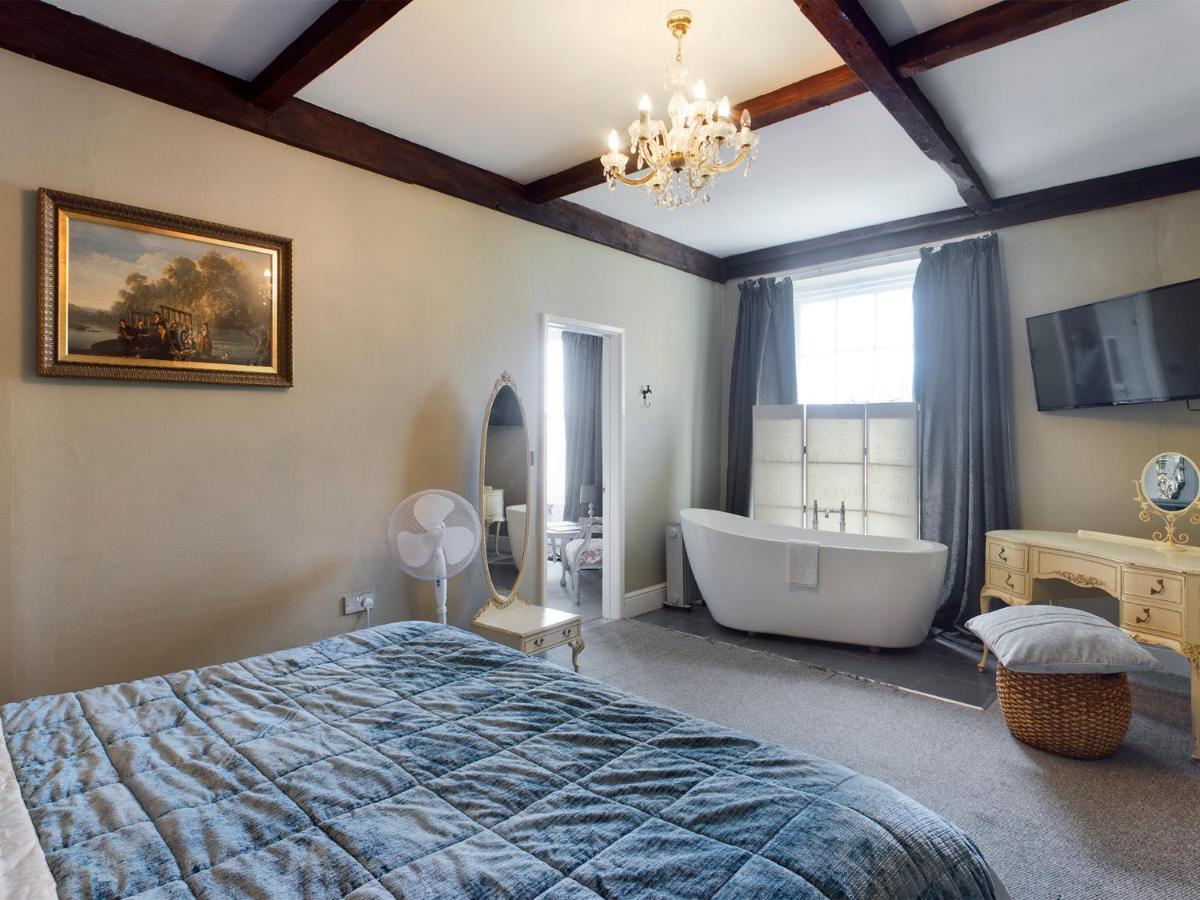 Hotel The Oak House à Axbridge Extérieur photo The master bedroom